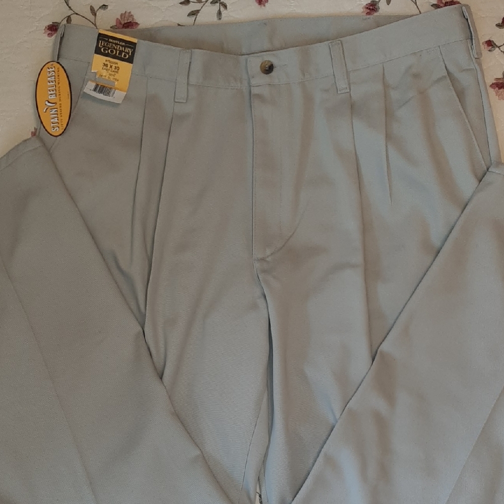 Rustler Legendary Gold From Wrangler Men's 38 X 30 Khaki Dress Pants